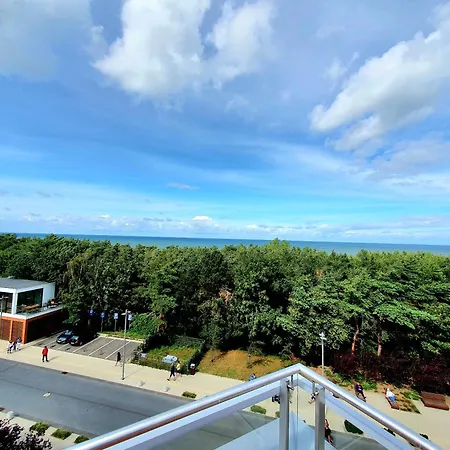 Z Prywatnym Tarasem Na Dachu I Widokiem Na Morze