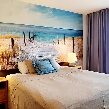 Z Prywatnym Tarasem Na Dachu I Widokiem Na Morze דירה