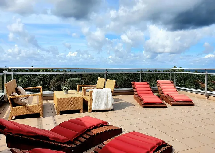 Z Prywatnym Tarasem Na Dachu I Widokiem Na Morze